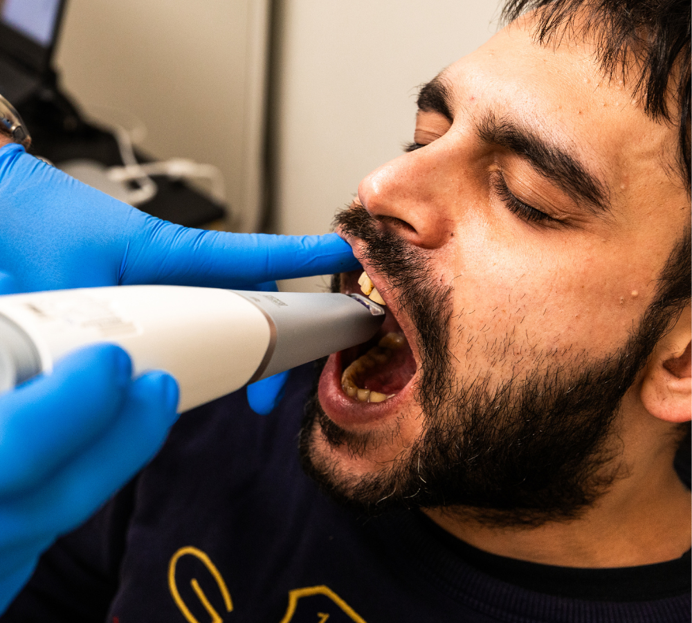 Eerste kunstgebit 's-gravenzande